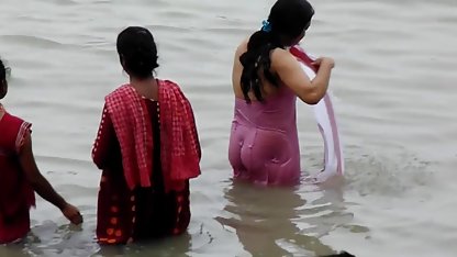 Gadis, ciuman nyata adalah bokep mp4 online setelah jumat