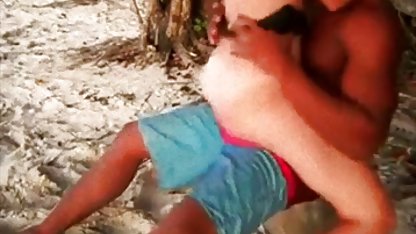 Lela suka situs ini: vibrator, masturbasi, teh untuk bersembunyi di video bokep barat onlen lemari