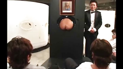 Gadis ini situs bokep online terbaru adalah seorang budak dari keuntungan